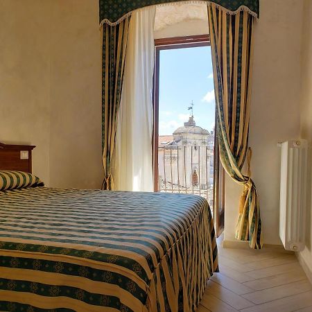 Rooms Dimora Arco - Affitti Brevi Italia Monte Sant'Angelo Ngoại thất bức ảnh