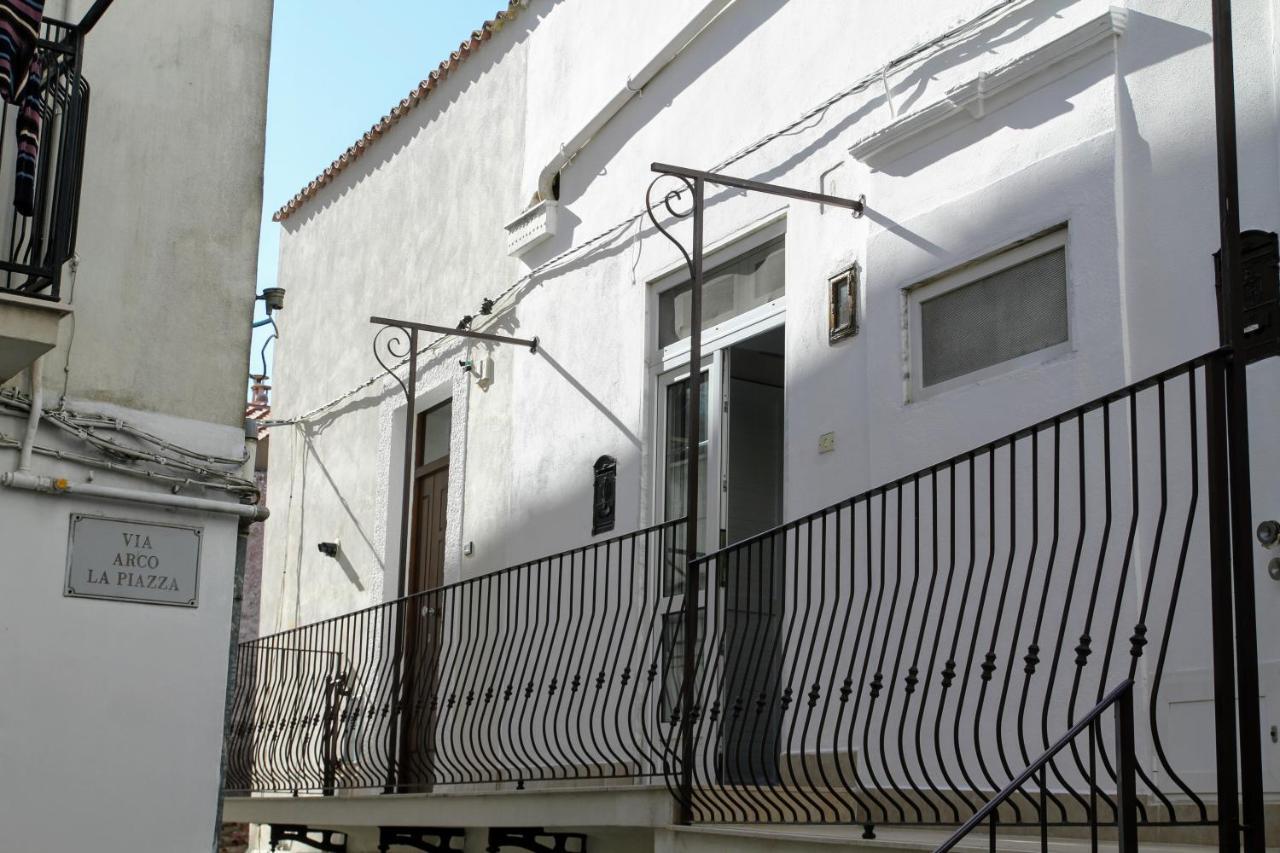 Rooms Dimora Arco - Affitti Brevi Italia Monte Sant'Angelo Ngoại thất bức ảnh