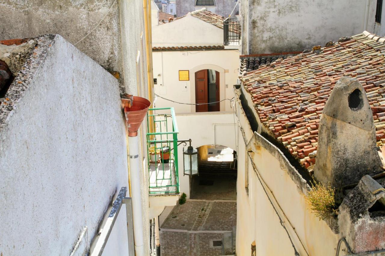 Rooms Dimora Arco - Affitti Brevi Italia Monte Sant'Angelo Ngoại thất bức ảnh