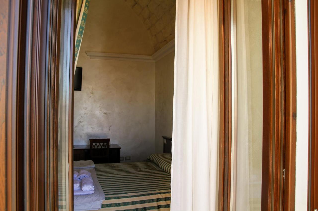 Rooms Dimora Arco - Affitti Brevi Italia Monte Sant'Angelo Ngoại thất bức ảnh