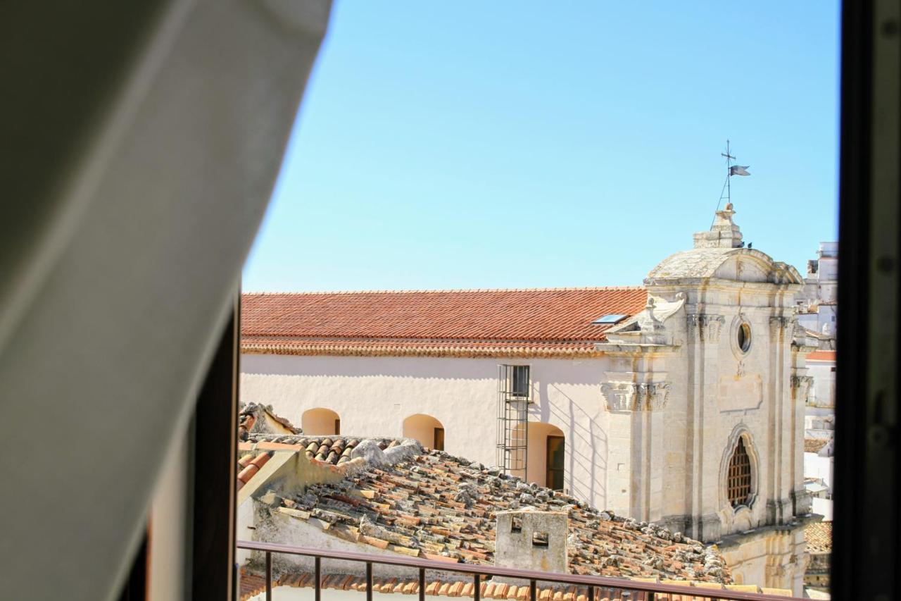 Rooms Dimora Arco - Affitti Brevi Italia Monte Sant'Angelo Ngoại thất bức ảnh