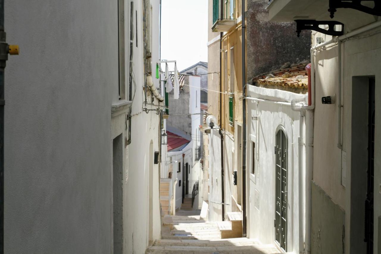 Rooms Dimora Arco - Affitti Brevi Italia Monte Sant'Angelo Ngoại thất bức ảnh